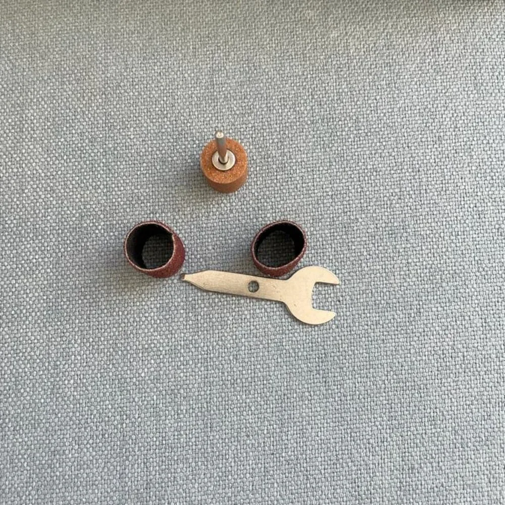 GRIND & SMOOTH PET NAIL GRINDER
